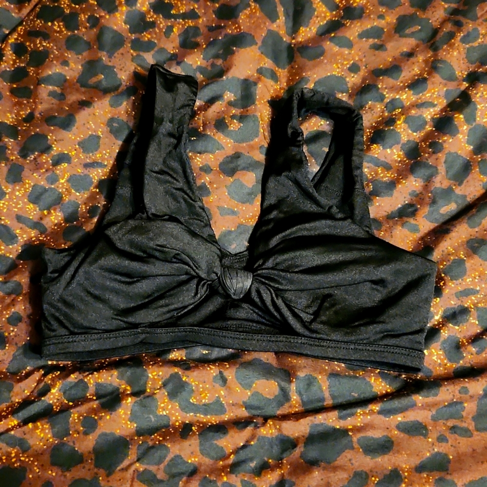 Buff bunny swim top